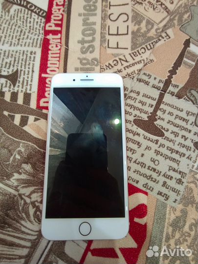 iPhone 8 Plus, 64 ГБ
