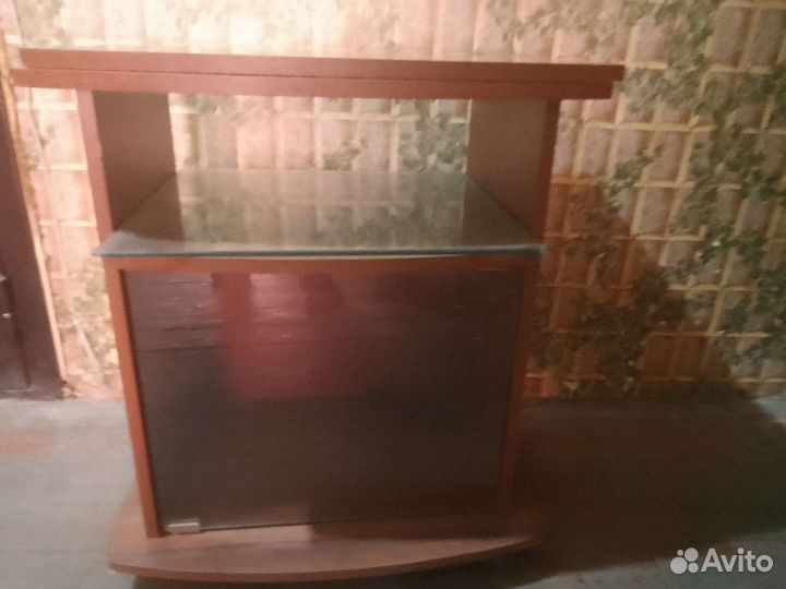 Тумба под телевизор бу стеклянная
