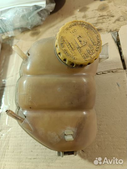 Бачок расширительный Opel Vectra