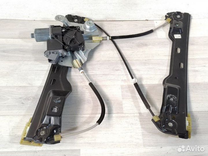 Стеклоподъемник передний правый Opel Astra J