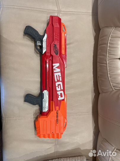 Игрушка пистолет nerf mega