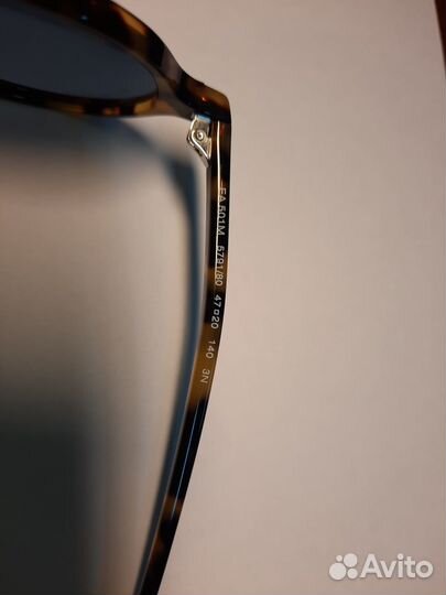 Солнцезащитные очки Emporio Armani