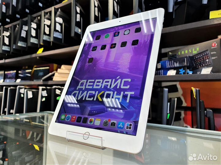 Планшеn iPad Air 5-го