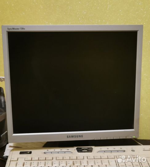 Монитор samsung syncmaster 720n