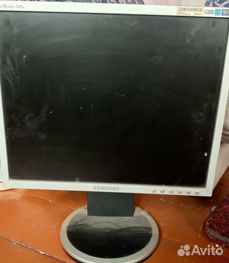 Продам экран на компютер