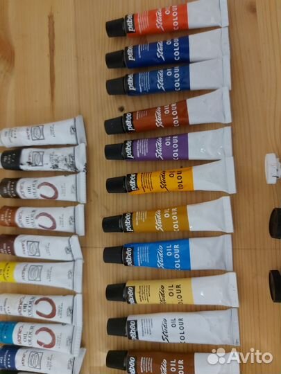 Масляные краски 44 тюбика лот