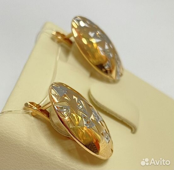 Золотые серьги