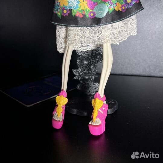 Куклы монстр хай скелита коллекционная