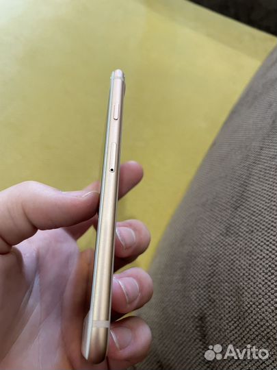 iPhone 8, 64 ГБ