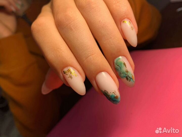 Маникюр гель лак С выездом на дом