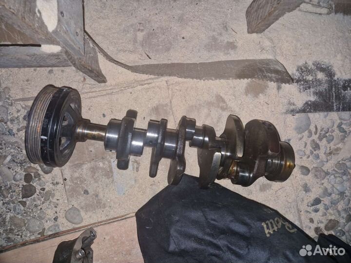 Коленвал двигатель M 272 3.5 V6 Mercedes