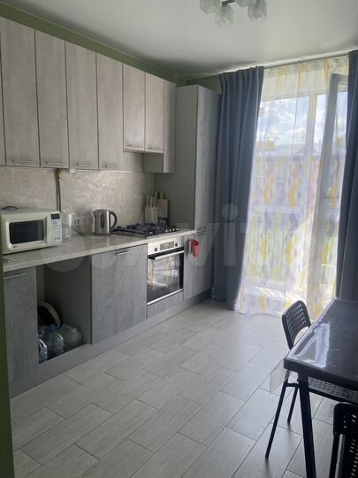 2-к. квартира, 63,5 м², 3/3 эт.