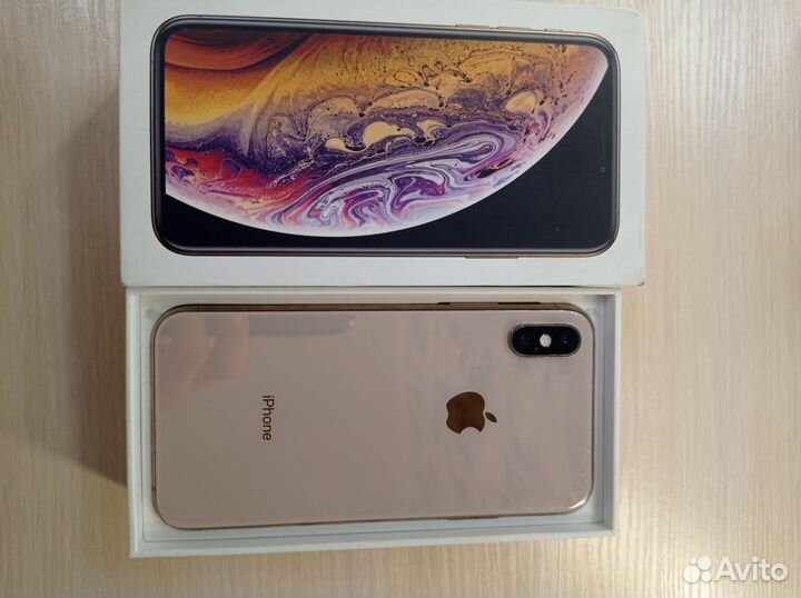 iPhone Xs, 64 ГБ