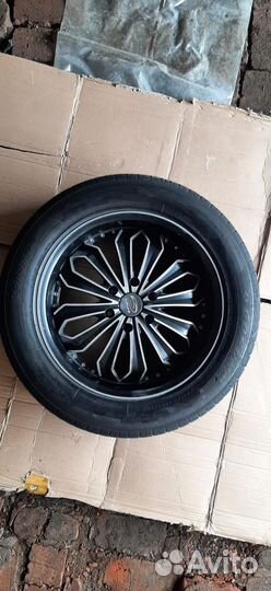 Колеса R20 6*139.7, резина лето