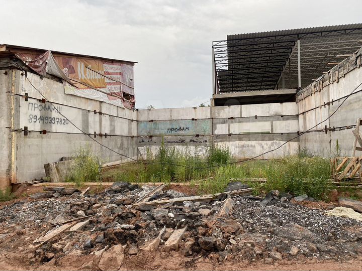 Гараж, > 30 м²