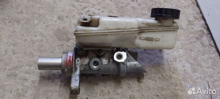 Главный тормозной цилиндр Renaut Fluence