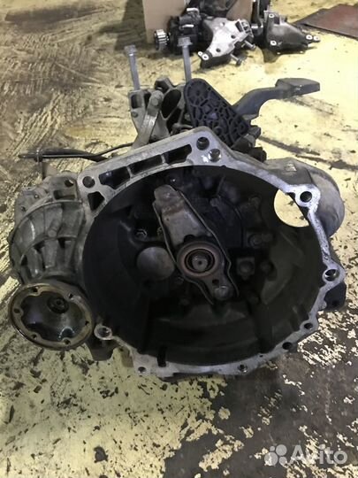 Коробка передач Passat B7 МКПП 6ст