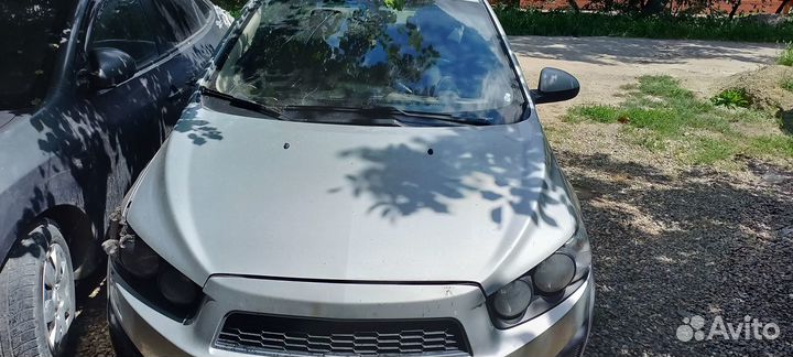 Chevrolet aveo т300 машина по запчестям