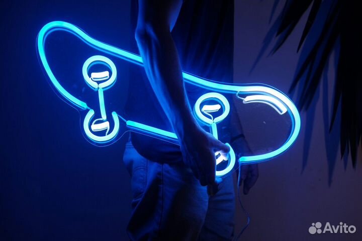 Неоновая вывеска