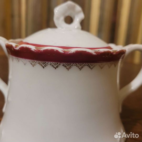 Сахарница Гарднер с дефектами