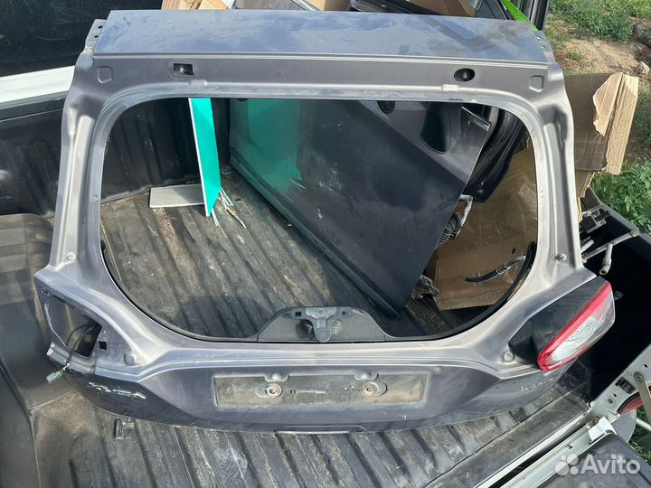 Крышка багажника Ford Kuga 1 Cbv 2008-2012