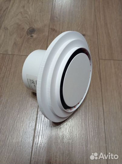 Теневая решетка с вентилятором к натяжному потолку