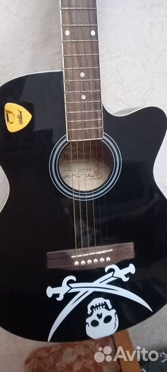 Акустическая гитара martinez