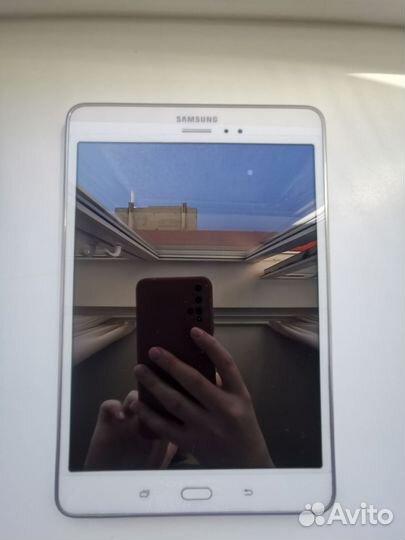 Планшет Samsung SM-T355