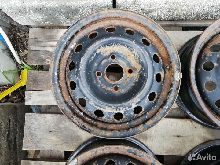 Штампы диски r14 j5,5 4х100 ет45 бу