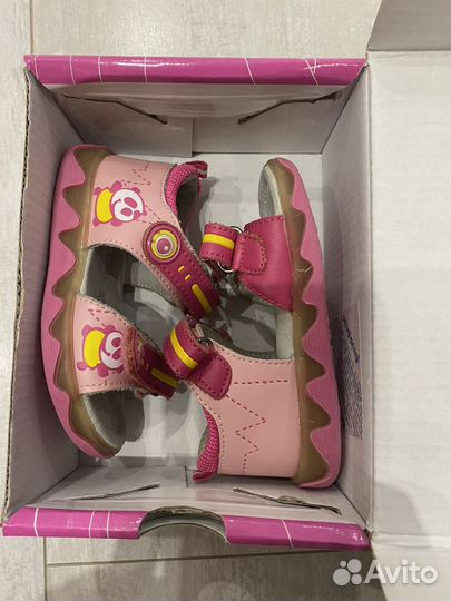 Босоножки для девочки