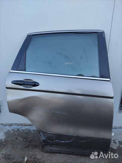 Задняя правая дверь honda cr-v