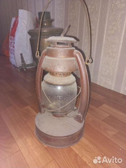 Керосиновая лампа