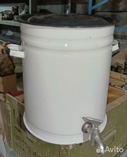 Бак эмалированный с краном для воды 20 и 25 литров