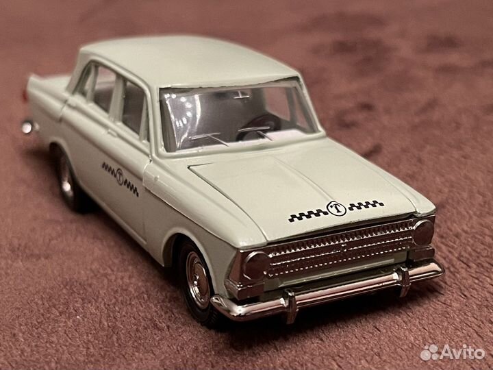 Модель автомобиля Москвич 408 А1 «такси» СССР