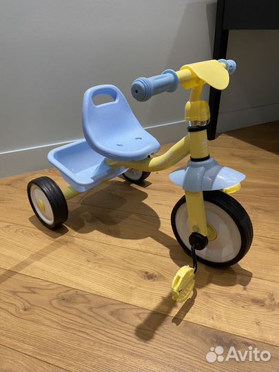 Трехколесный велосипед
