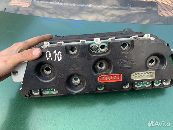 Приборная панель ваз