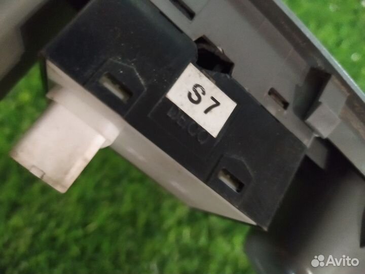 Блок управления стеклоподъемниками Lacetti