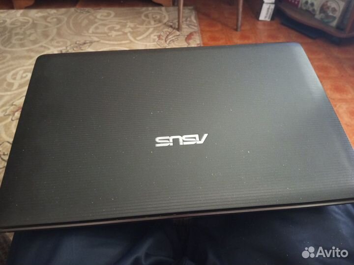 Ноутбук asus