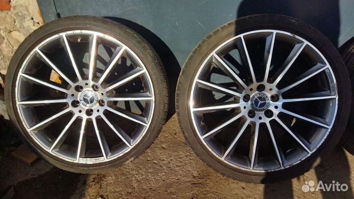 Комплект оригинальных дисков с резиной