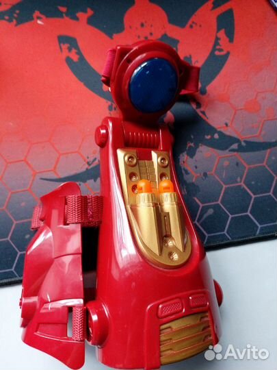 Игрушка Рука железного человека