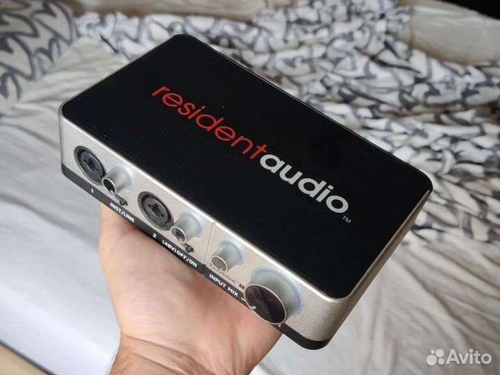 Resident Audio Thunderbolt T2 звуковая карта