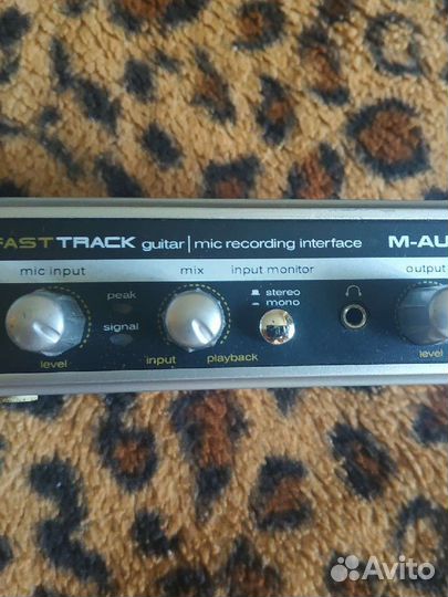 Аудиоинтерфейс M-Audio Fast Track USB