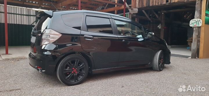 Honda Fit 1.5 CVT, 2011, 160 500 км