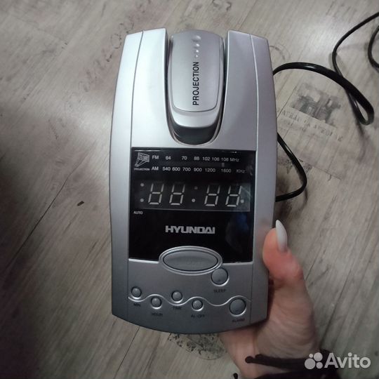 Радио часы будильник