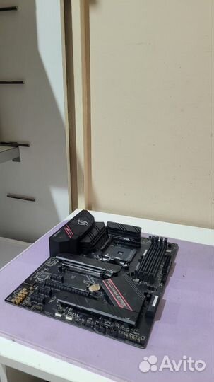 Материнская плата Asus Rog Strix B550-F Gaming