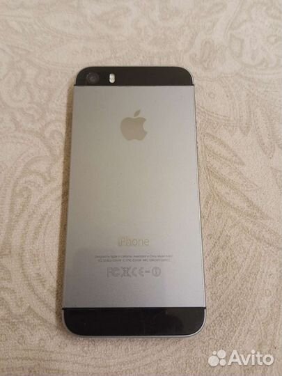 Телефон iPhone 5s