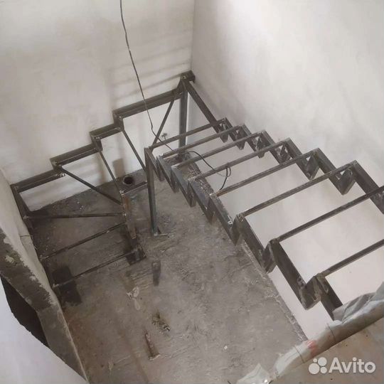 Лестницы на металлокаркасе