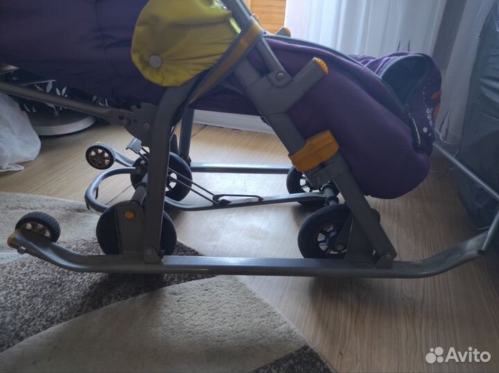 Детские санки с колесами