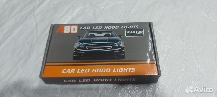 LED молдинг на капот