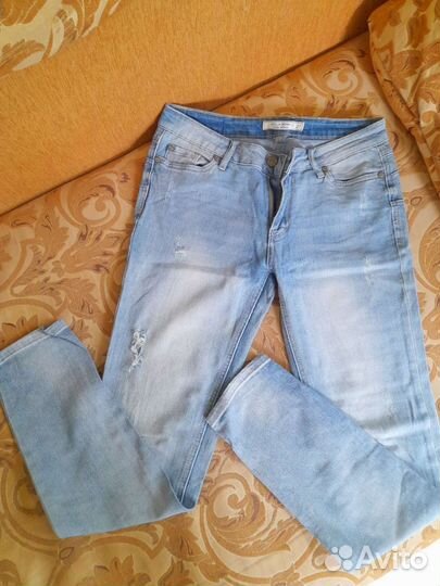 Джинсы